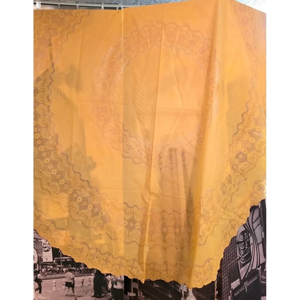 Vintage Tablecloth 160